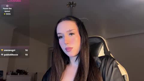 Snapshot of doragranat chatting on 03.22.26 doragranat online show from 03.22.26