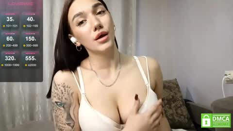 Jacqueline online show from 05.18.26