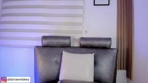 Snapshot of dorian_mystery chatting on 03.07.26 dorian_mystery online show from 03.07.26