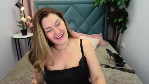 Snapshot of doriana_gray chatting on 12.03.25 doriana_gray online show from 12.03.25