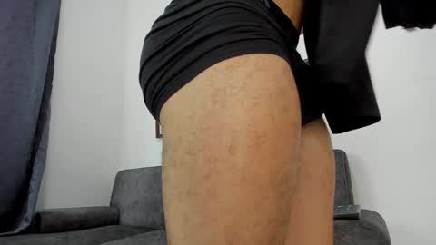 Dorian Fenix online show from 12.20.25