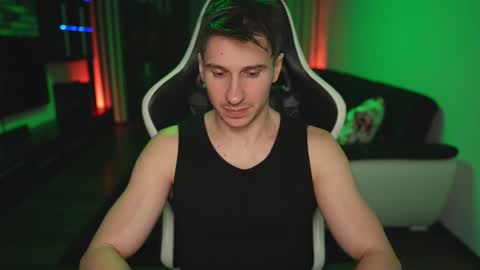 Dorian Reyes online show from 11.30.25