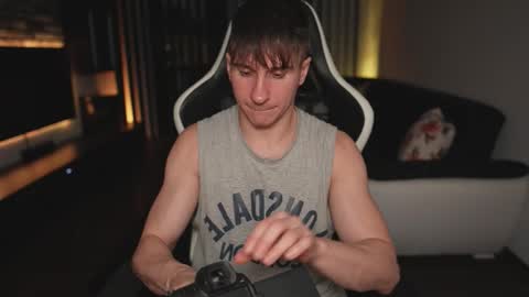 Dorian Reyes online show from 12.18.25