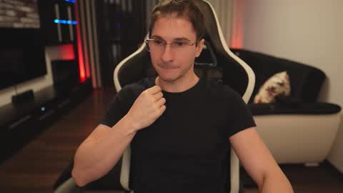 Dorian Reyes online show from 02.07.26