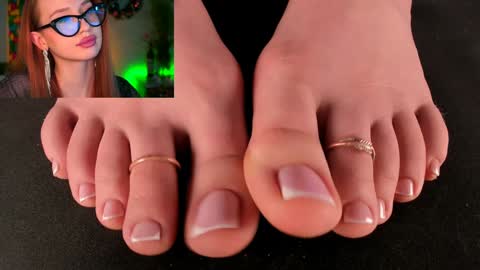    Next stream November 24    online show from 12.21.24