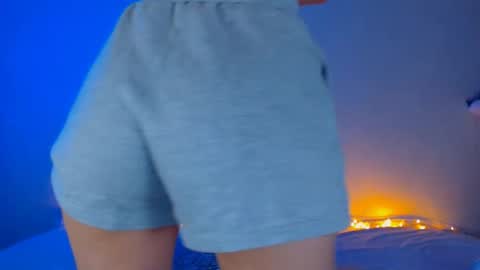 Snapshot of dorotty_ chatting on 11.23.25 Your Dorotty online show from 11.23.25