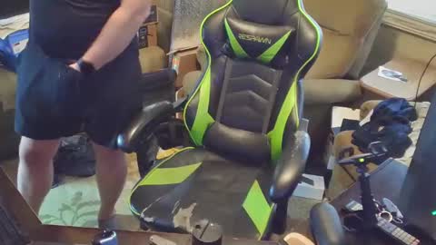 Snapshot of dotyoureyezez chatting on 02.04.25 DotYourEyezez  online show from 02.04.25