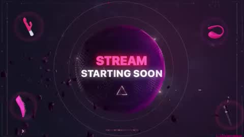 Snapshot of dotyoureyezez chatting on 11.01.25 DotYourEyezez online show from 11.01.25