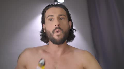 Snapshot of double_luckystrike chatting on 02.05.26 Keen online show from 02.05.26