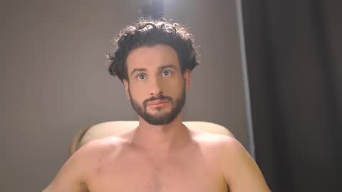 Snapshot of double_luckystrike chatting on 02.08.26 Keen online show from 02.08.26