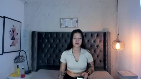 Vall  Lufan  online show from 05.02.26