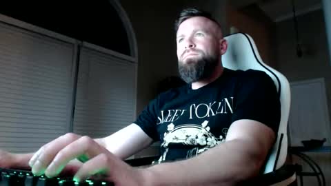 Snapshot of doubleatalexander chatting on 06.08.26 Thomas the Tank online show from 06.08.26