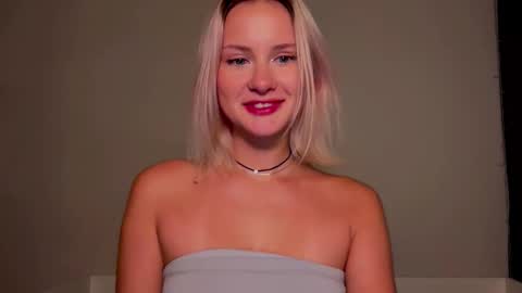 Snapshot of doublecuties chatting on 02.20.25 Lana Eva dont forget to give us a thumb up online show from 02.20.25