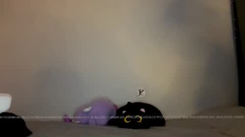 Snapshot of doublecuties chatting on 03.03.25 Lana Eva dont forget to give us a thumb up online show from 03.03.25