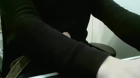 Snapshot of doudoudou1 chatting on 11.24.25 doudoudou online show from 11.24.25