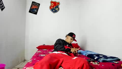 Snapshot of douglas_gallegos chatting on 01.27.25 douglas_gallegos online show from 01.27.25