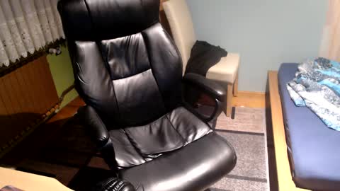 Snapshot of dovahkaat chatting on 12.02.24 dovahkaat online show from 12.02.24