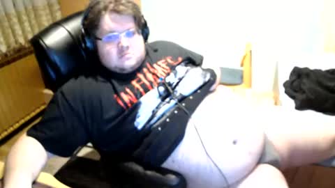 Snapshot of dovahkaat chatting on 12.25.24 dovahkaat online show from 12.25.24