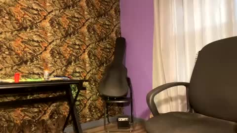 MrPirated online show from 01.10.25