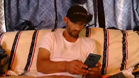Snapshot of dragonoid96 chatting on 06.16.26 lovemachine online show from 06.16.26