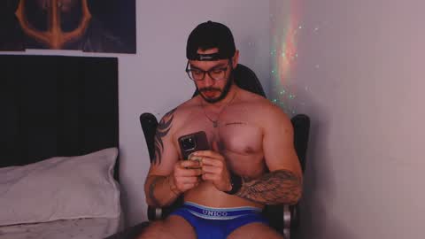 Snapshot of drake_cole11 chatting on 12.06.24 drake_cole11 online show from 12.06.24