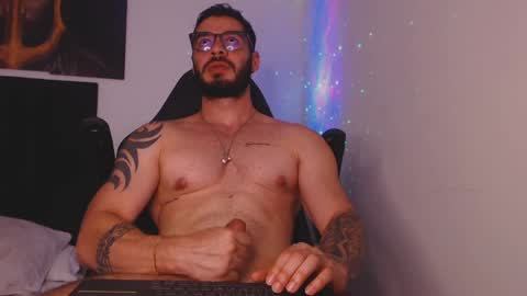 Snapshot of drake_cole11 chatting on 12.09.24 drake_cole11 online show from 12.09.24