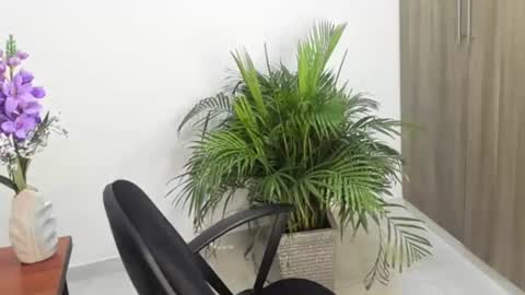 Snapshot of drake_the_kingmaster chatting on 10.20.25 ig kingmaster777 online show from 10.20.25