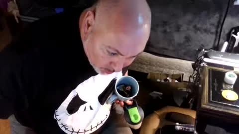 Snapshot of drakedvamp chatting on 10.23.25 DVamp online show from 10.23.25