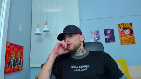 Snapshot of drako_lamar chatting on 02.14.25 Drako online show from 02.14.25