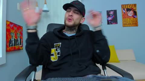 Snapshot of drako_lamar chatting on 02.19.25 Drako online show from 02.19.25