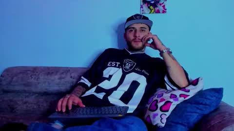 Snapshot of drako_lamar chatting on 10.07.25 Drako online show from 10.07.25