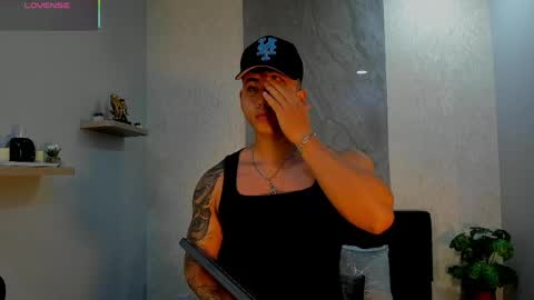 Snapshot of draven_marceaux chatting on 05.20.26 Draven online show from 05.20.26