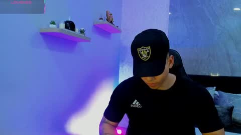 Snapshot of draven_marceaux chatting on 05.21.26 Draven online show from 05.21.26