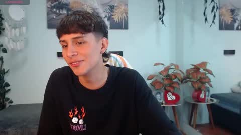 Snapshot of draxblade chatting on 03.16.26 DraxBlade online show from 03.16.26