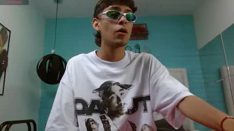 Snapshot of draxblade chatting on 03.18.26 DraxBlade online show from 03.18.26