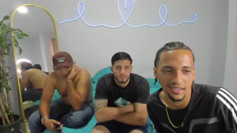 Snapshot of dreack_77 chatting on 01.06.26 dreack_77 online show from 01.06.26