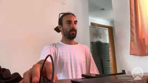 Snapshot of dread1990 chatting on 02.19.26 new profile Aircum99 online show from 02.19.26