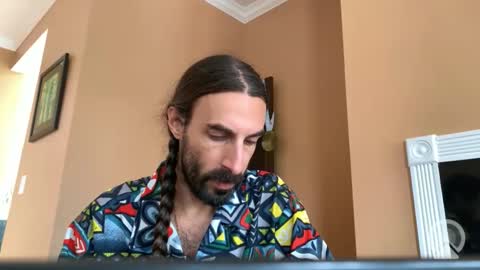 Snapshot of dread1990 chatting on 04.15.26 new profile Aircum99 online show from 04.15.26