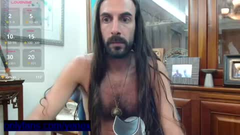 Snapshot of dread1990 chatting on 06.10.26 new profile Aircum99 online show from 06.10.26