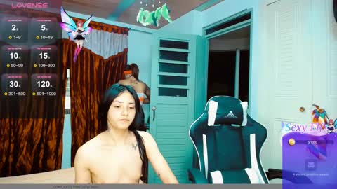 Snapshot of dream__girls69944 chatting on 02.04.25 sharon online show from 02.04.25