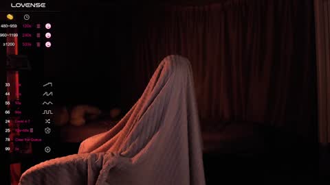  Mary   pvt open    use pink and blue app lovense online show from 12.13.24