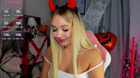  Mary   pvt open    use pink and blue app lovense online show from 10.15.25