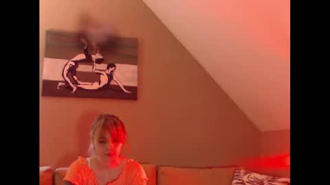 A girl online show from 12.20.24