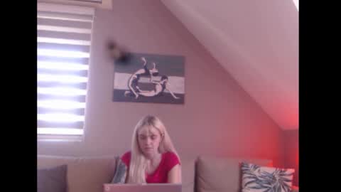 A girl online show from 09.12.25