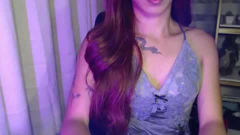 Snapshot of dreamcome_truexx chatting on 02.02.26 true online show from 02.02.26