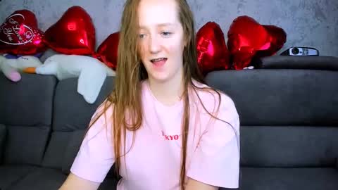 Snapshot of dreamesoul chatting on 03.23.26 dreamesoul online show from 03.23.26