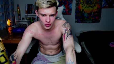 Adam Dream online show from 04.26.26