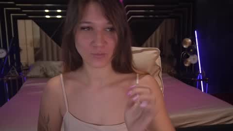 Snapshot of dreamylinaaa chatting on 12.04.24 Lina online show from 12.04.24