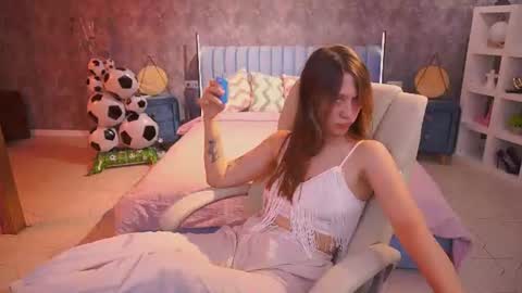 Snapshot of dreamylinaaa chatting on 07.16.26 Lina online show from 07.16.26