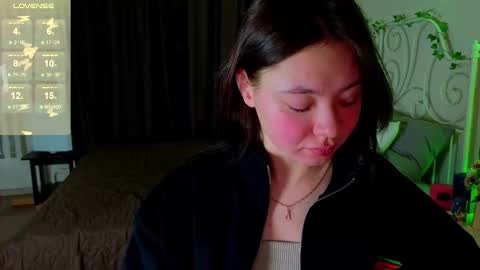 dreamymilka online show from 12.22.25